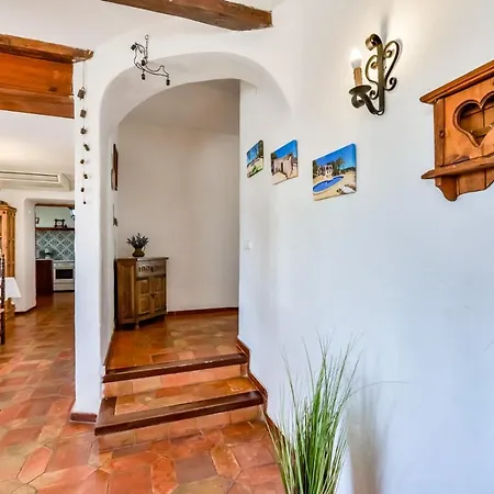 Guzman - Fortuna Villa *